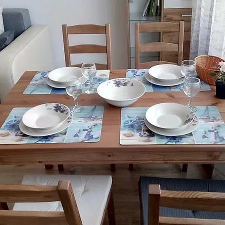 арина Apartament *